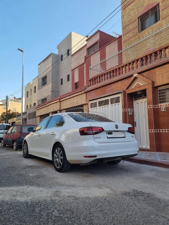 Volkswagen Jetta model 2017 tt option