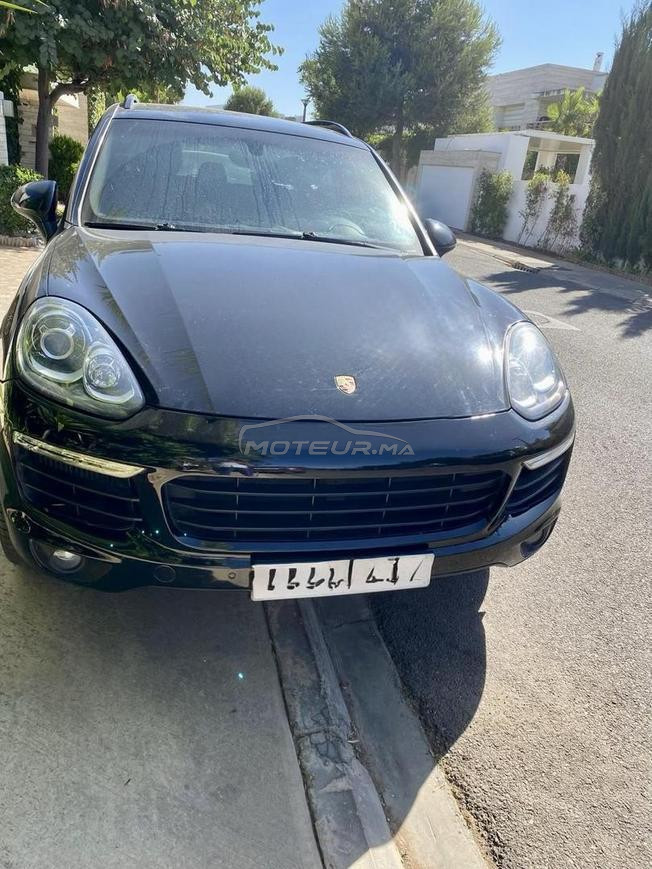 Vente Porsche Cayenne très bon état 
