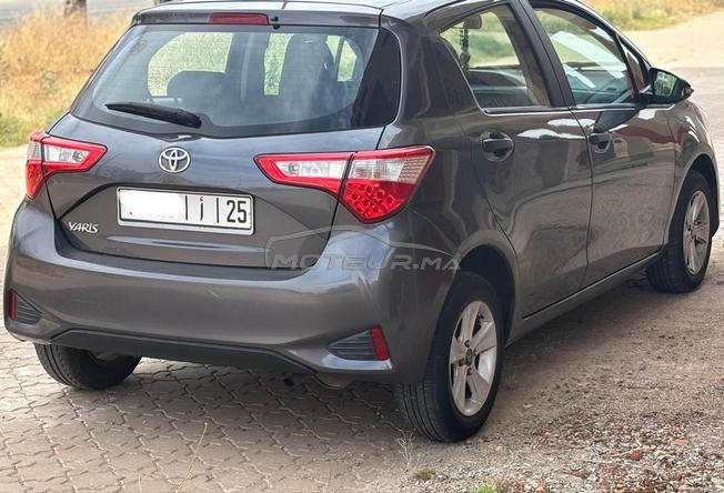 Toyota Yaris modele 2018 tres bonne etat 