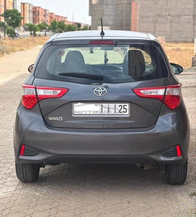 Toyota Yaris modele 2018 tres bonne etat 