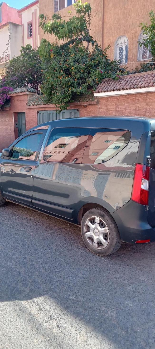 je vends ma voiture qui est en tres bon etat