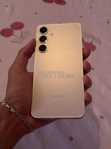 سامسونج S23 بلس 256 جيجا 12 رام حالة 10/10