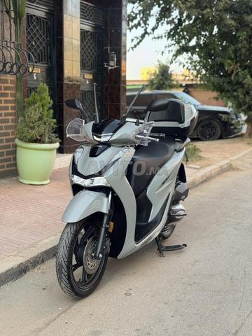 SH Honda 125i modèle 2024 douane 2025 - 2