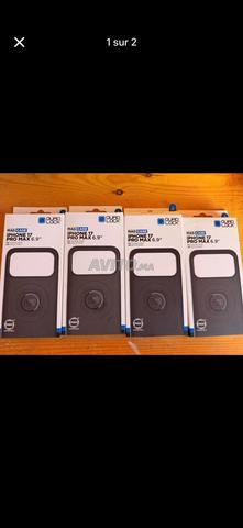 حافظة Quad lock للدراجات النارية لهاتف iPhone 17 Pro Max