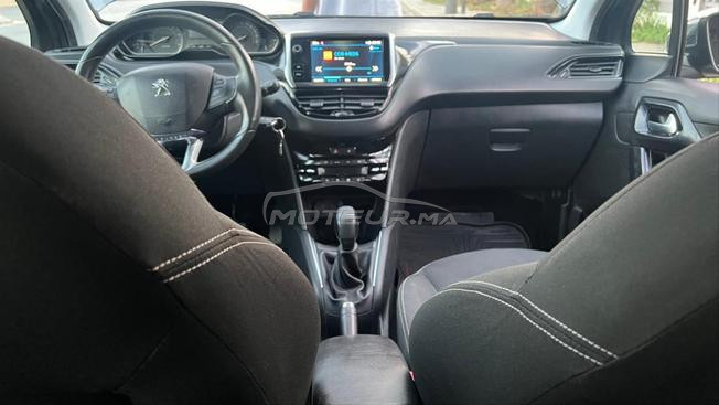 PEUGROT 208