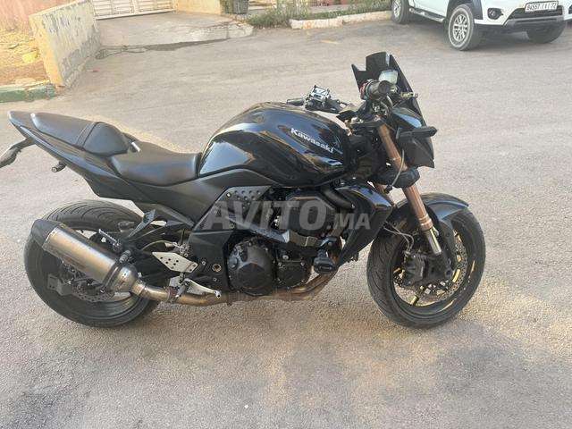 Kawasaki Z750 R - 2