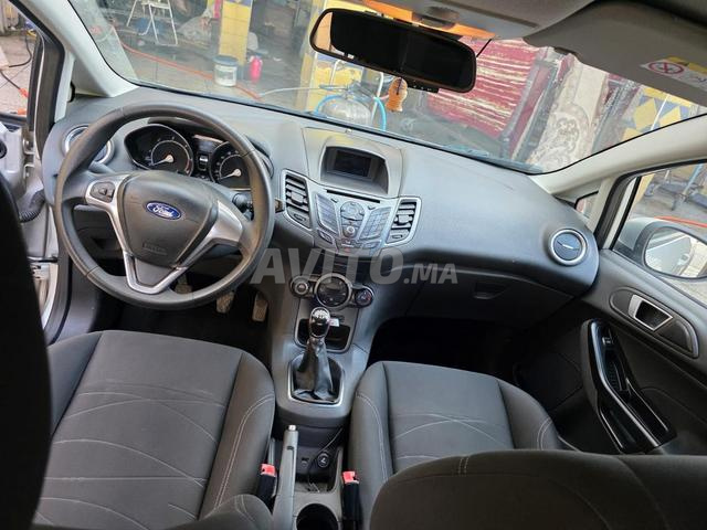 Ford Fiesta Trend Plus - 2