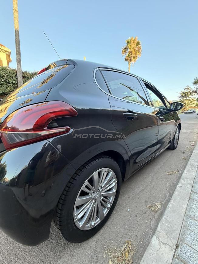 Peugeot 208 Diesel Manuelle 2018 à Casablanca