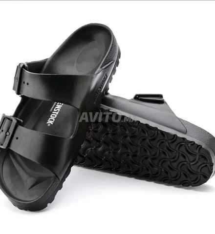 BIRKENSTOCK originales jamais neuves noir taille 43
