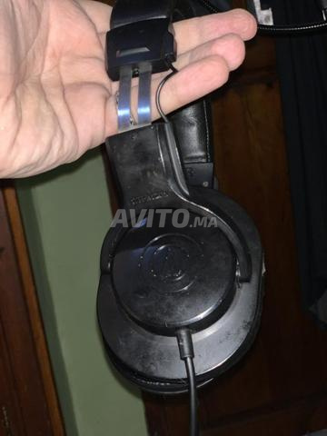 ستوديو تسجيل شبه كامل للبيع - 2