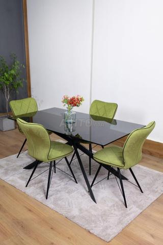 Déstockage 700 chaises - Prix de gros - Casablanca