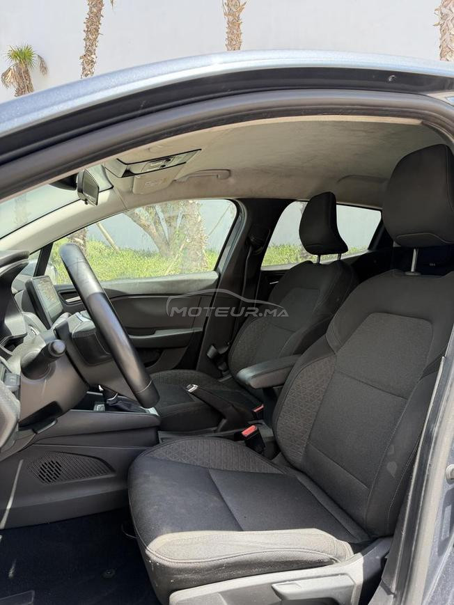 RENAULT clio 5