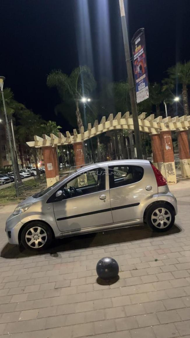 Peugeot 107 Essence Manuelle 2009 à Meknès