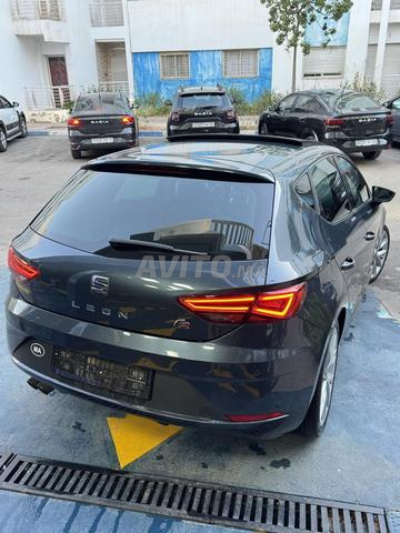 سيات ليون FR - 2