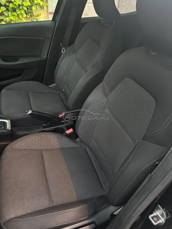 Renault Clio Essence Automatique 2023 à Casablanca