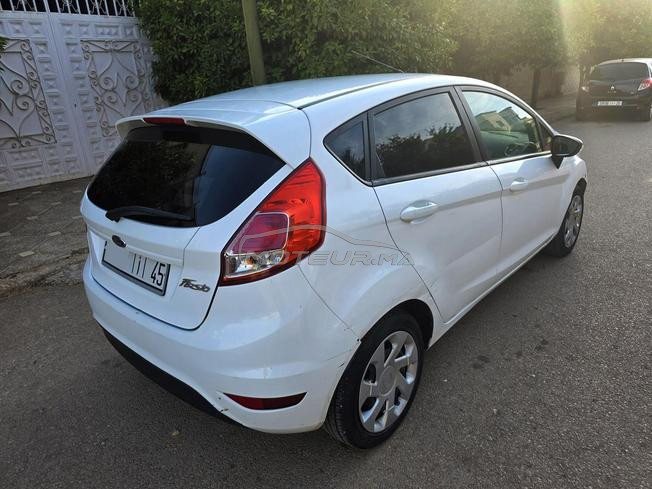 Ford Fiesta Essence Manuelle 2017 à Meknès