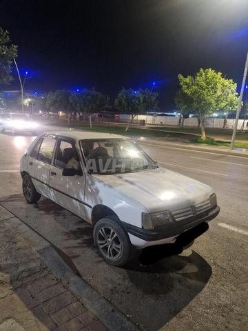 Peugeot 205 1987 photo 4