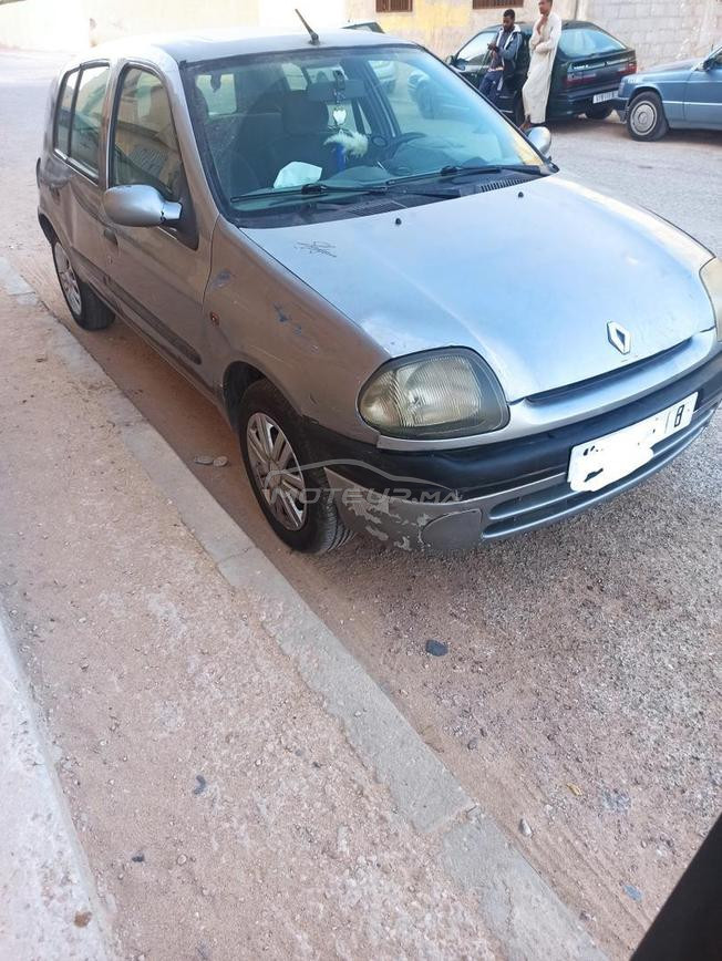 clio 2 essence 