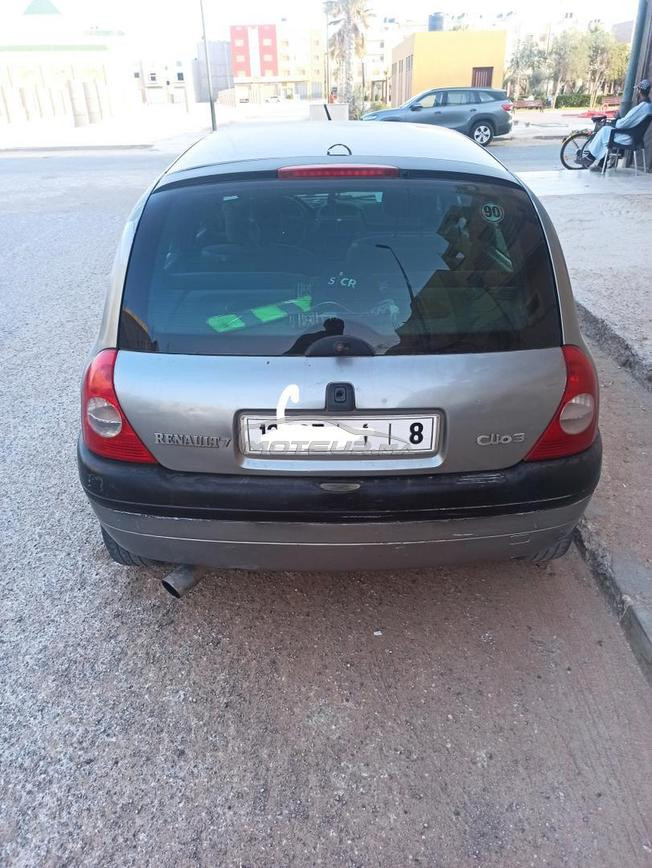 clio 2 essence 