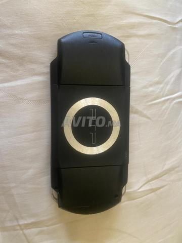 PSP avec chargeur - 2