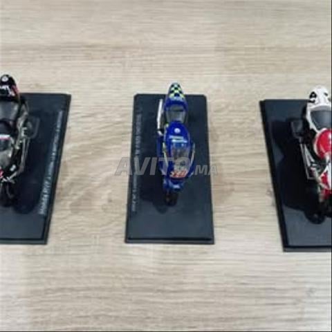 Miniatures Collection Motos de course 1/32