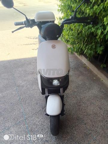 moto électrique 2025 encore neuve - 2