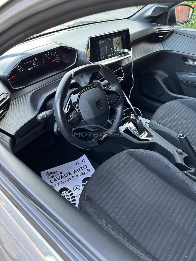 Peugeot 208 GT automatique