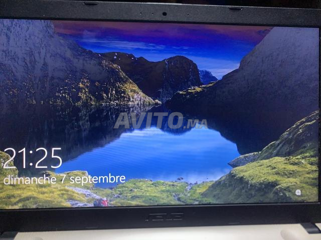 حاسوب محمول Asus