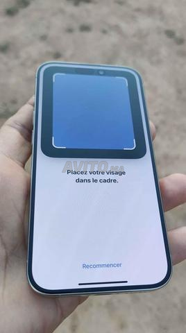 iPhone 15 Pro Esim - 2