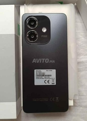 Oppo A40 d'Espagne neuf - 2
