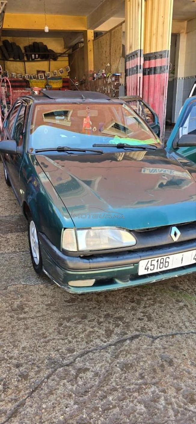 Renault 19
