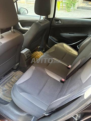Peugeot 308 modèle fin 2010 à vendre - 2