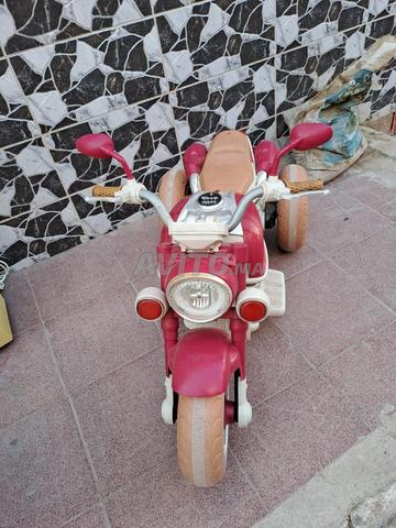 Vélo électrique pour enfants en bon état - 2