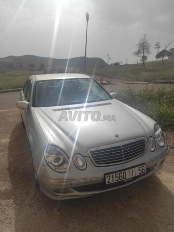 Mercedes-Benz Classe E Diesel Automatique 2002 - 2