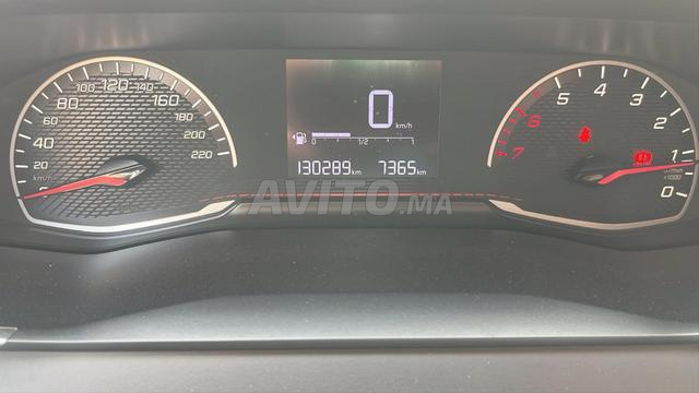 سيارة جميلة للبيع - 2