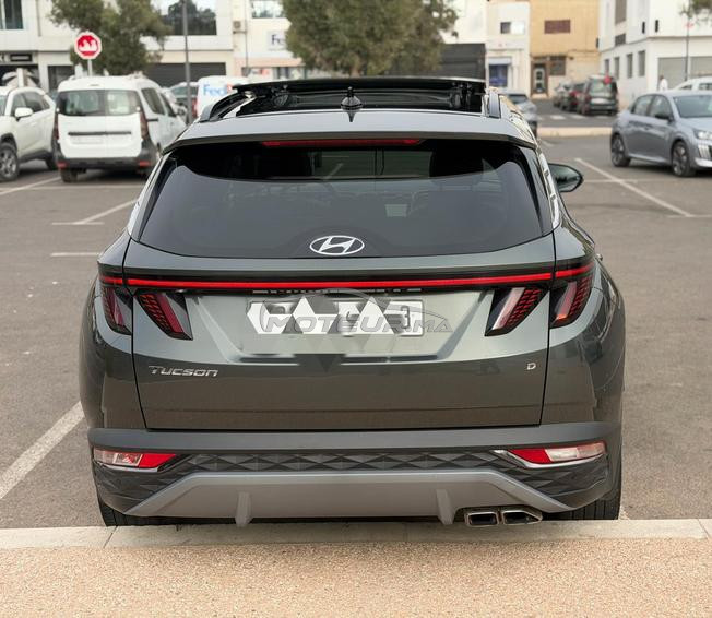 HYUNDAI TUCSON LUX FULL OPTIONS ÉTAT NEUF