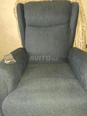 Chaise et lit en même temps pour patients