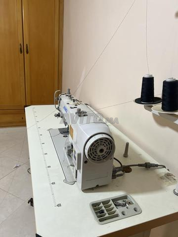 Machine à coudre - 2