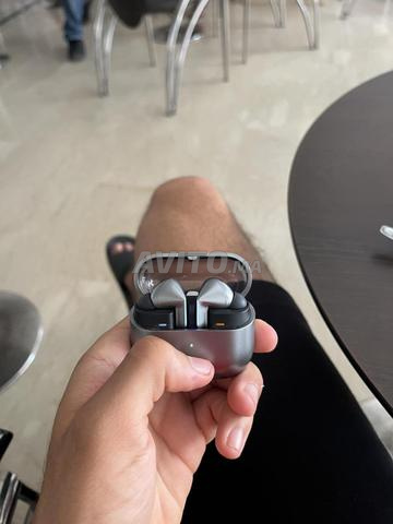 Samsung Galaxy buds3 pro - 2