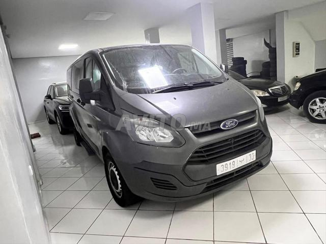 Bus Ford de neuf places - 2