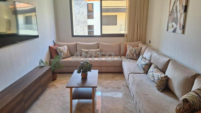 Appartement à louer vue latérale et sur piscine - 2