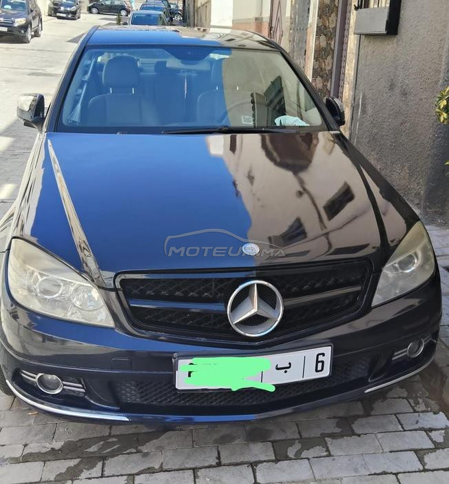 Mercedes-Benz 220 Diesel Automatique 2007 à Salé