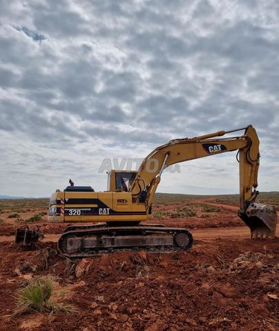 Pelle Caterpillar 320 - 2