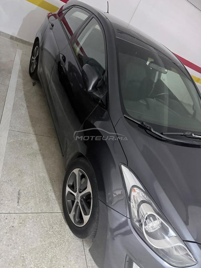 je met en vente ma voiture en très bonne état 