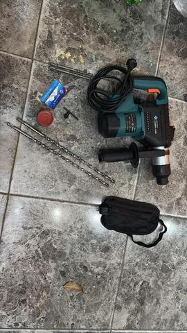 مطرقة ثاقبة 🔨