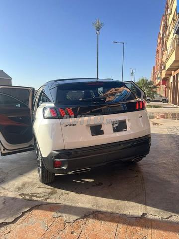 Une voiture excellente pour vous, toutes options