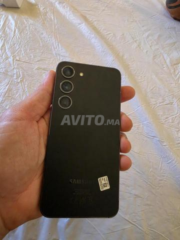 Samsung Galaxy S23 128 Go - 2