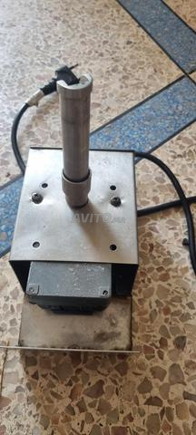محرك شواية دجاج كبيرة – بحالة جيدة - 2