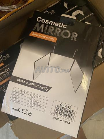 Miroir de coiffure pliable en trois parties - 2