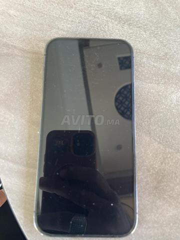 Téléphone en bon état, utilisé, batterie 74% - 2
